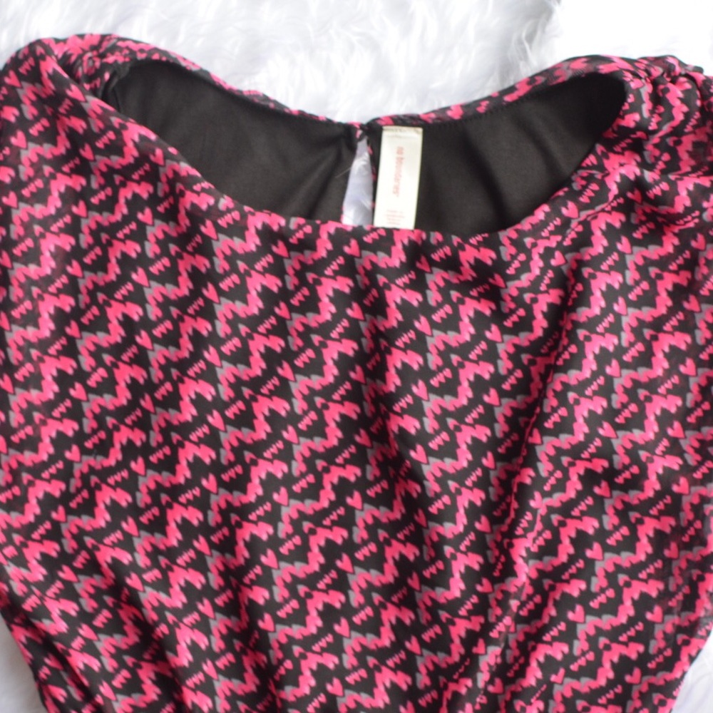 No boundaries dress - Picture 2 of 8